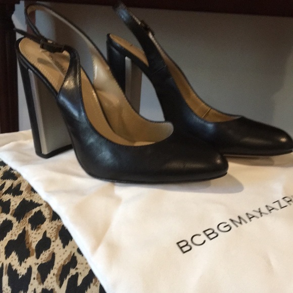 BCBG Slingbacks in Blk leather and 4”heel. New - Picture 1 of 4